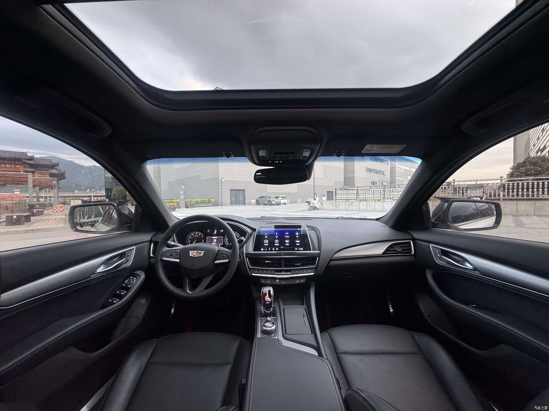 Cadillac CT5, 2023 13