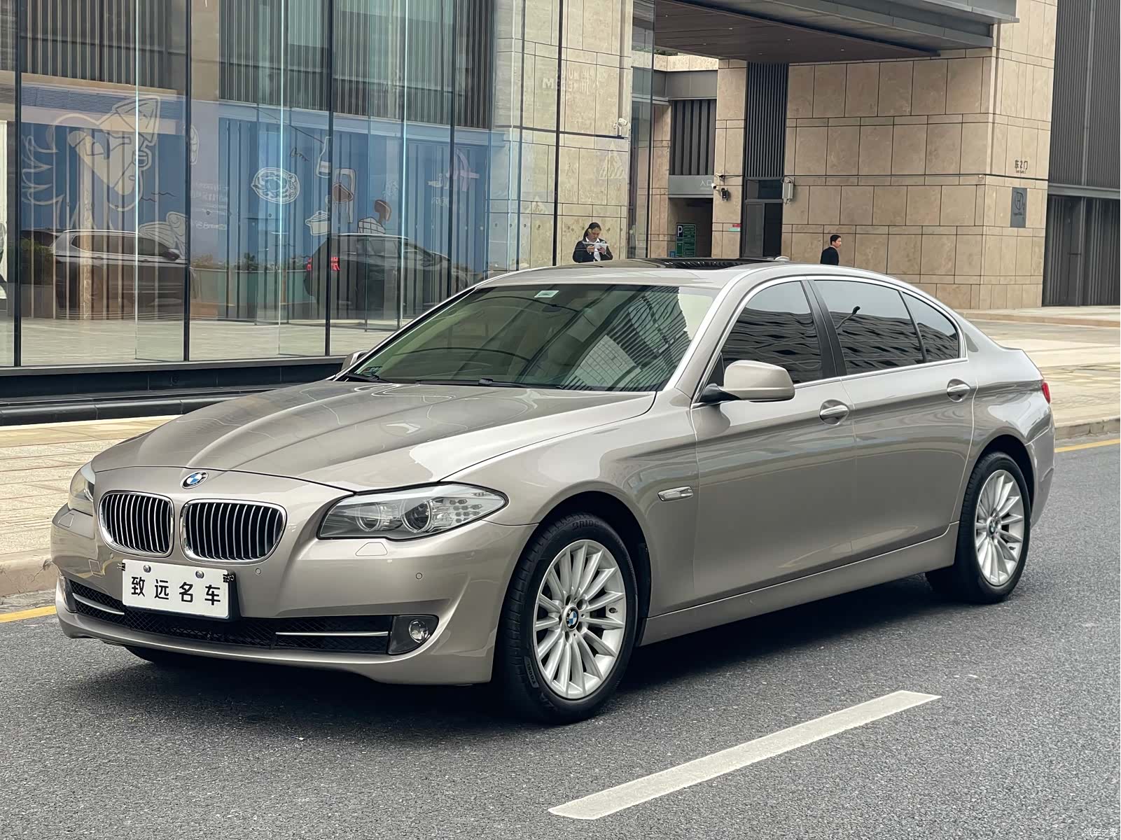 BMW 5 Series, 2012 1