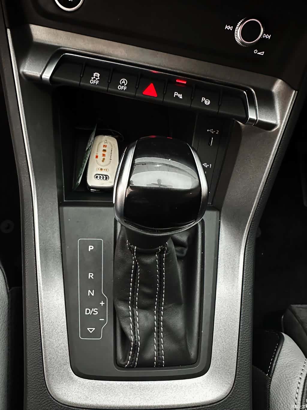 Audi Q3, 2022 13