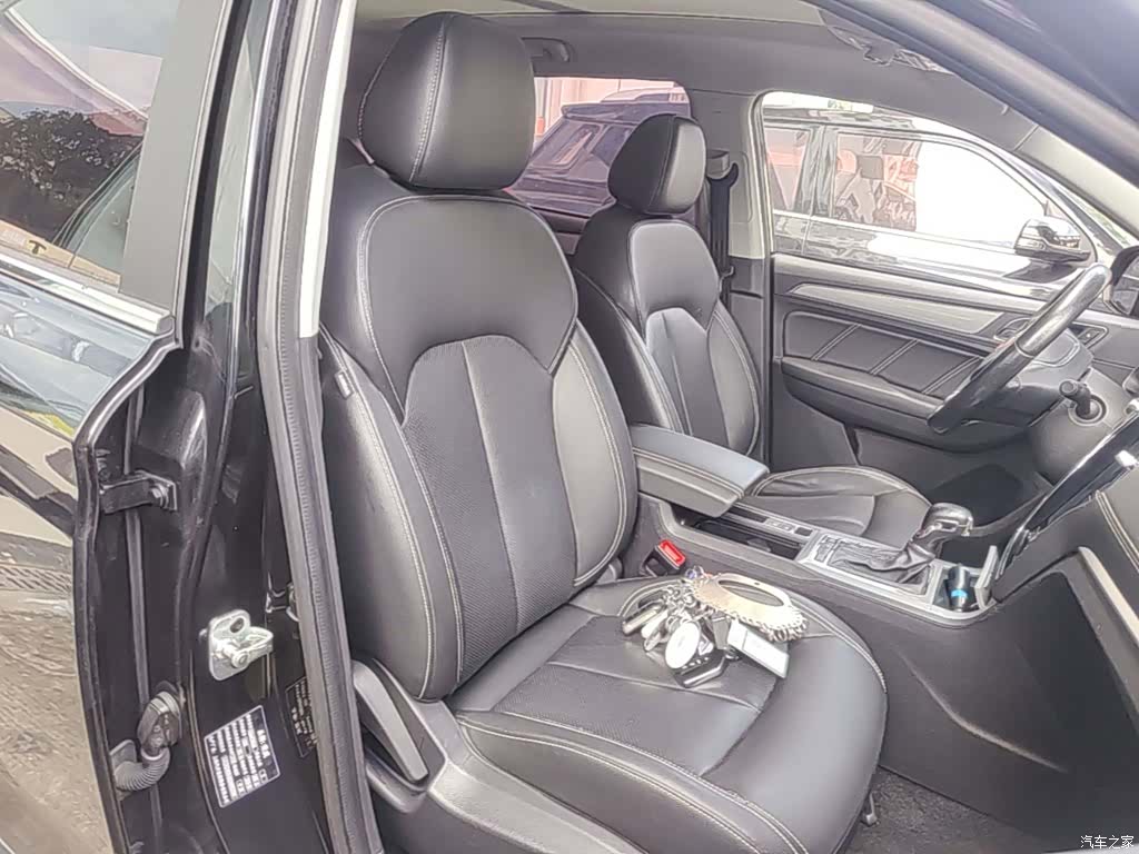Roewe RX5, 2019 25