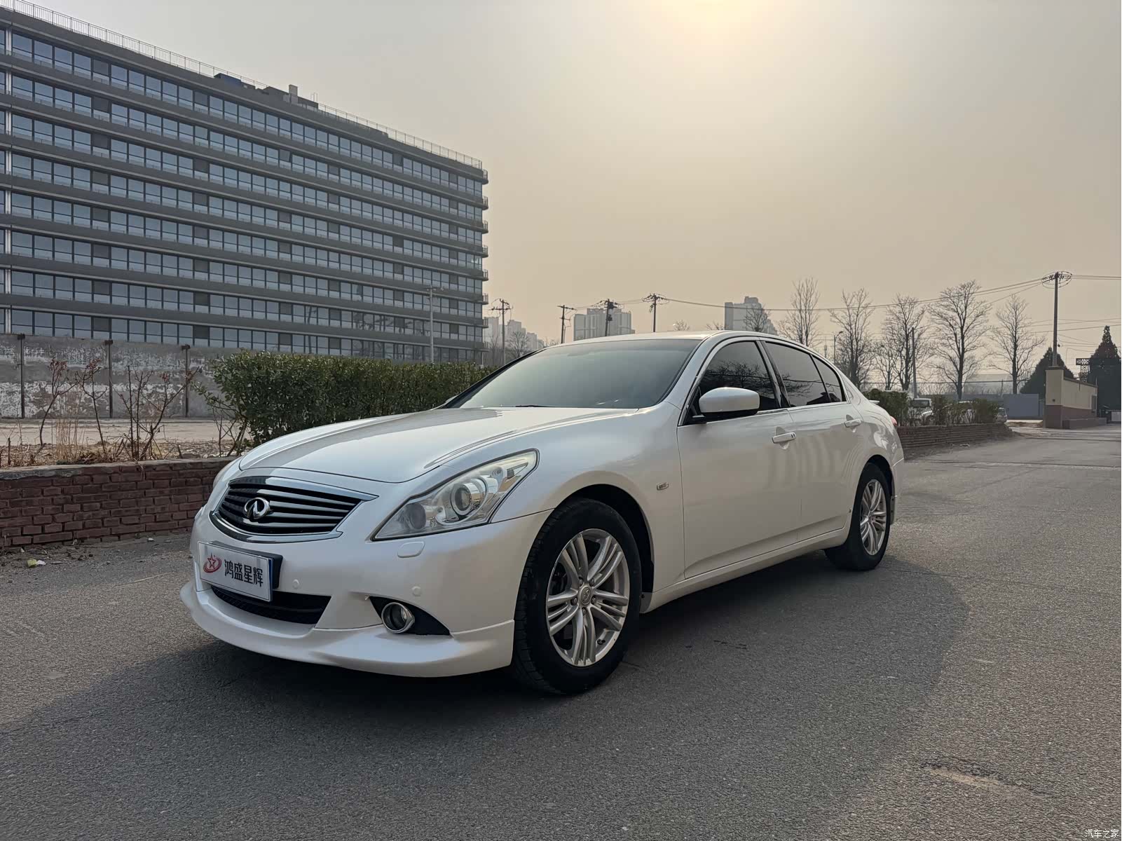 Infiniti G25