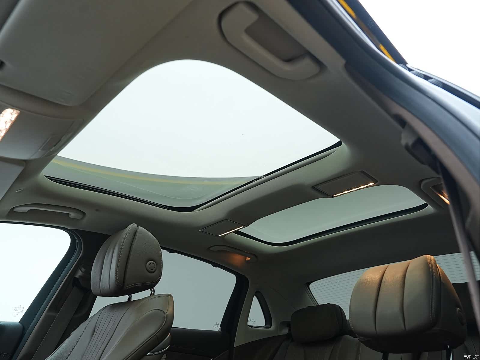 Mercedes-Benz E-Class, 2020 27