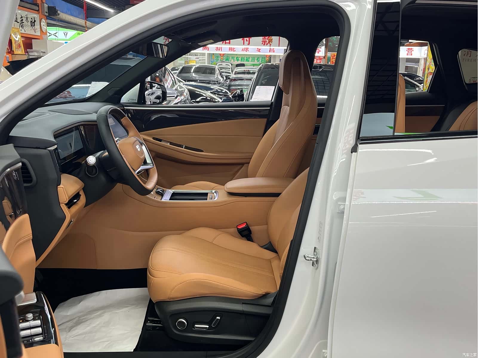 Geely Galaxy L7, 2025 7