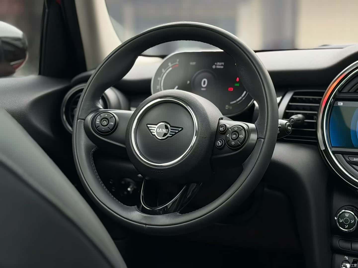 Mini Cooper, 2020 4