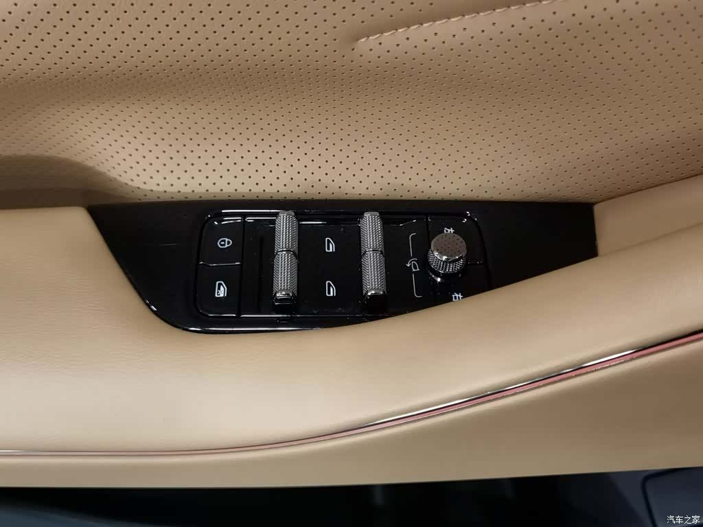 Geely 8, 2025 9