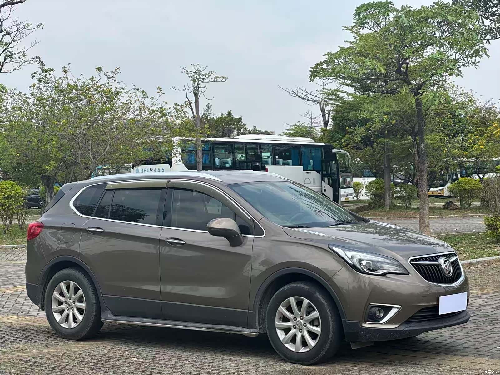 Buick Envision Plus, 2019 3