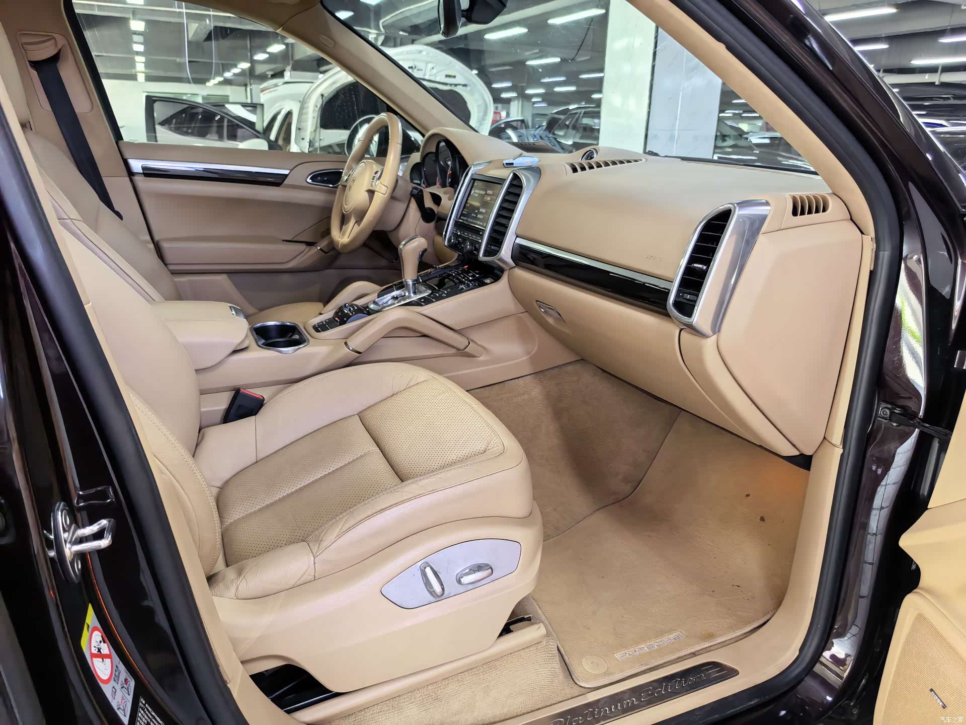 Porsche Cayenne, 2014 11