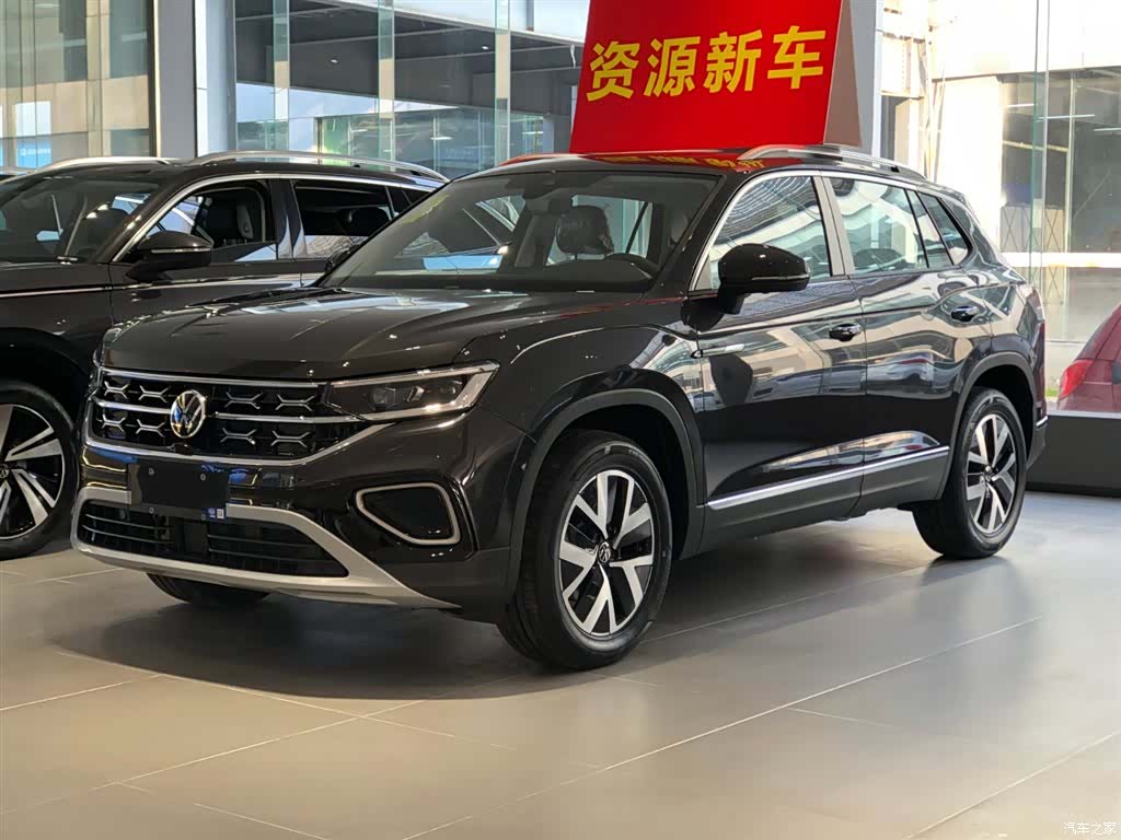 Volkswagen Tayron, 2024 1