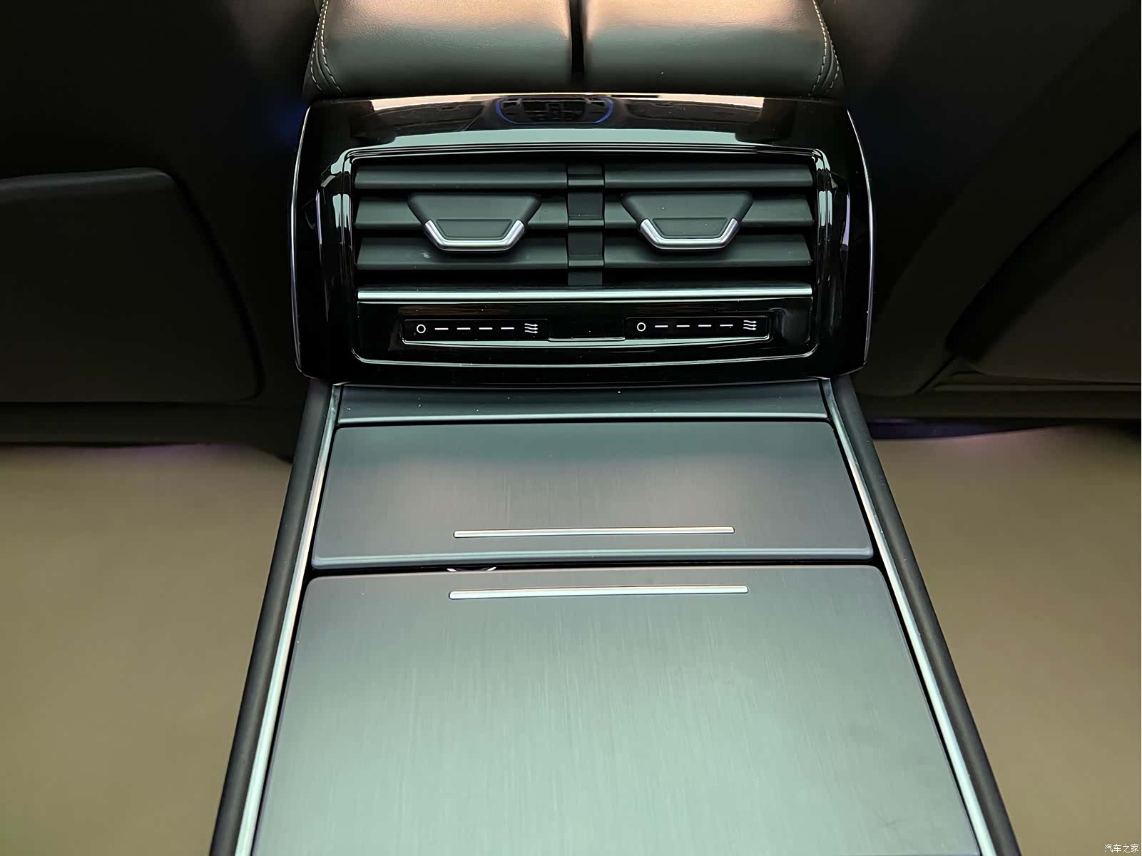 Audi A8L, 2021 28