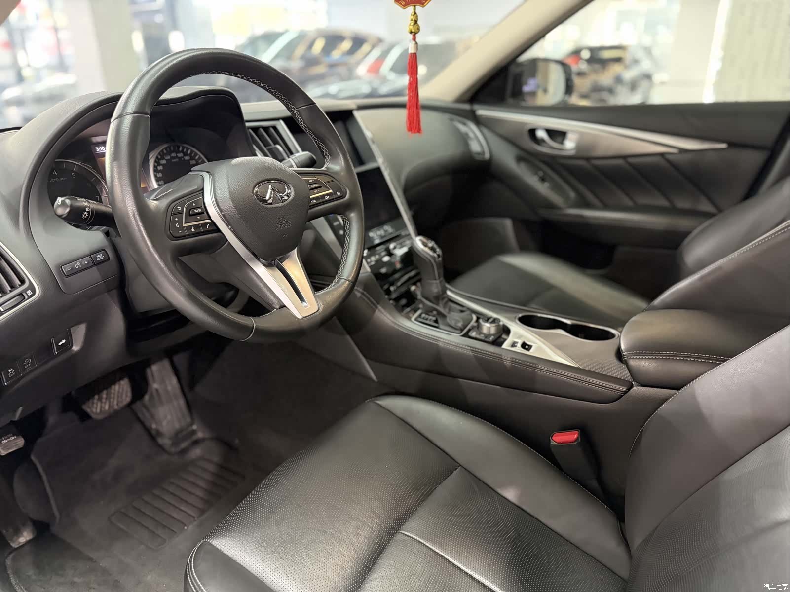 Infiniti Q50L, 2021 все фото