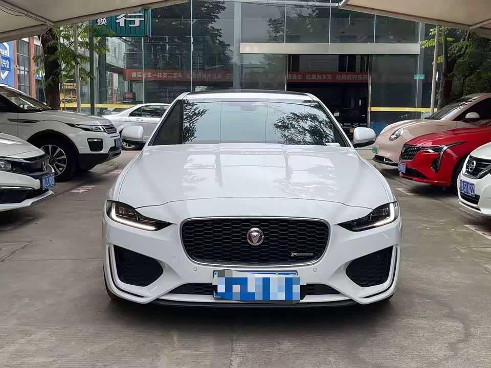 Jaguar XEL Jaguar XEL