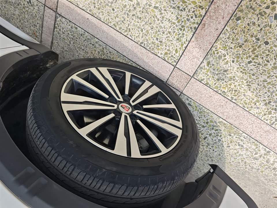 Roewe RX5 Roewe RX5