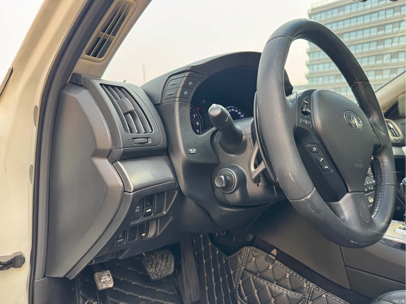 Infiniti G25, 2014 14