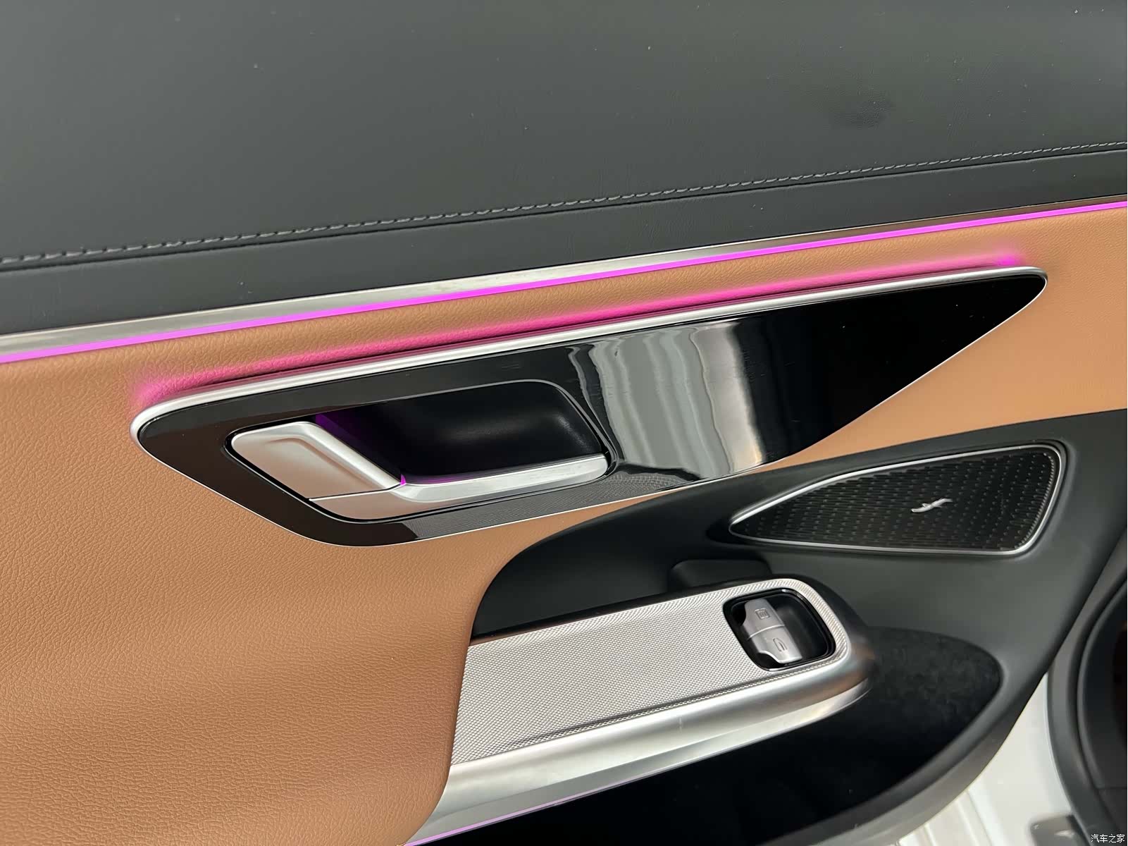 Mercedes-Benz E-Class, 2024 47