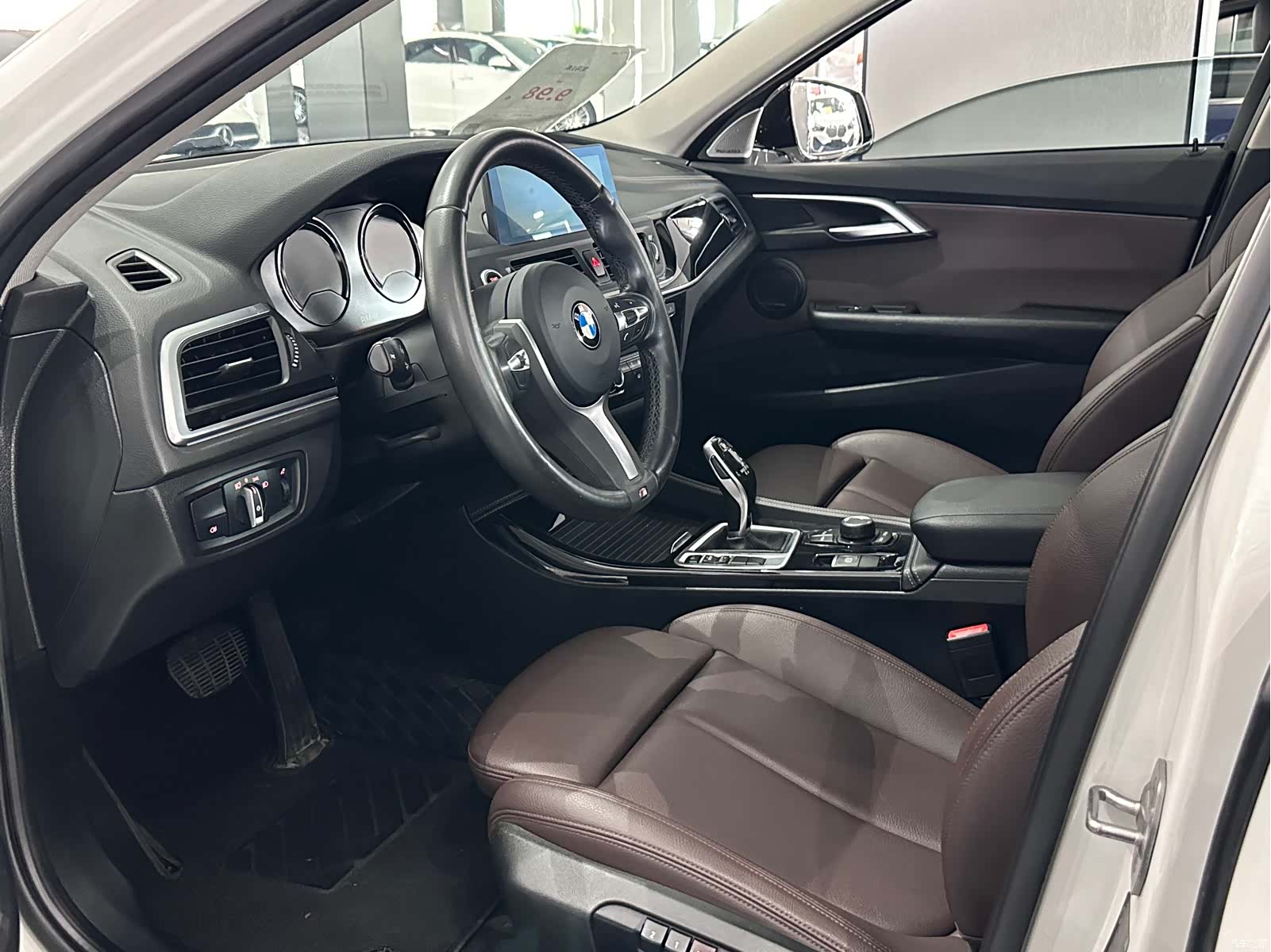 BMW 1 Series, 2020 4