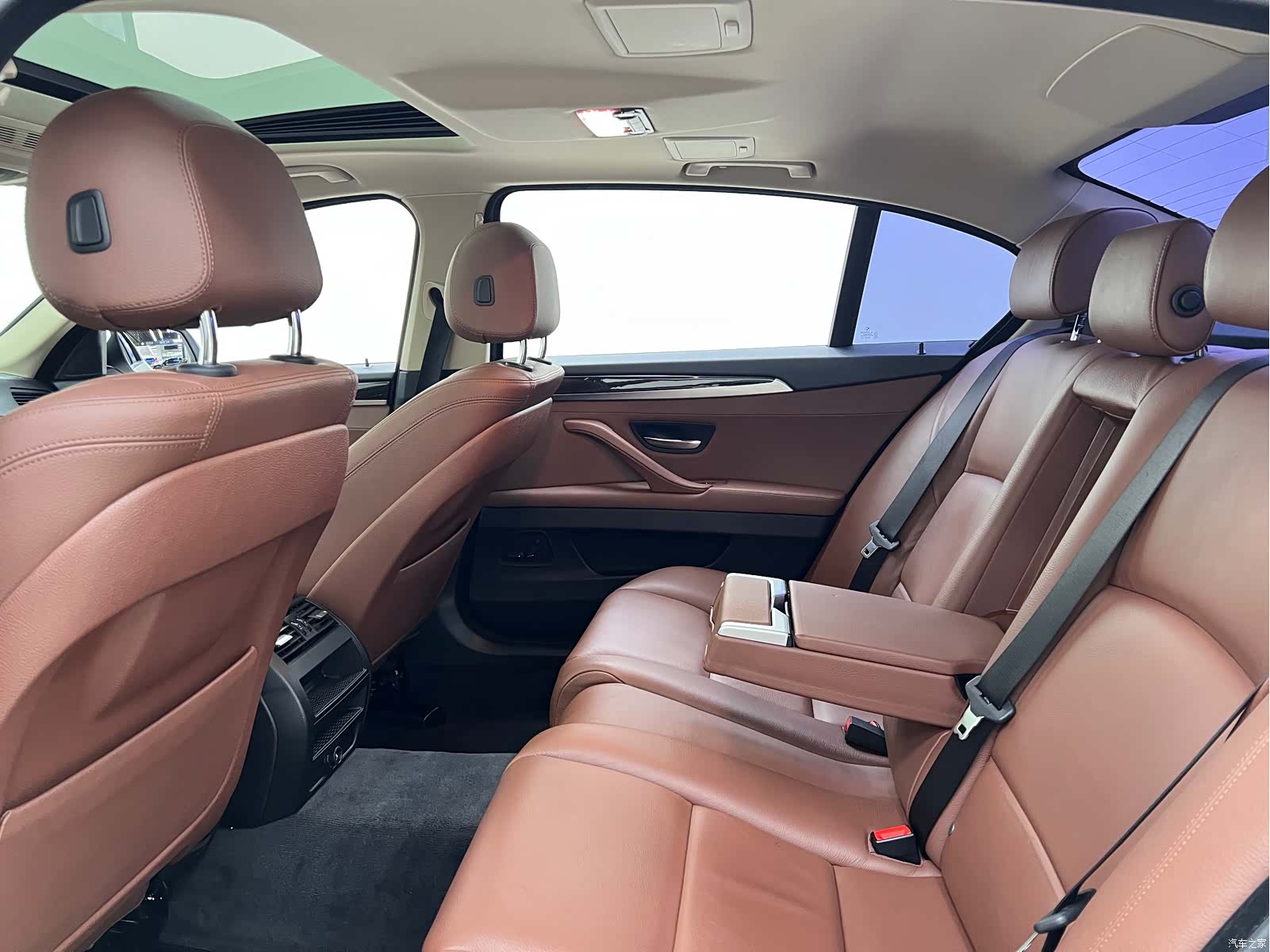 BMW 5 Series, 2016 19