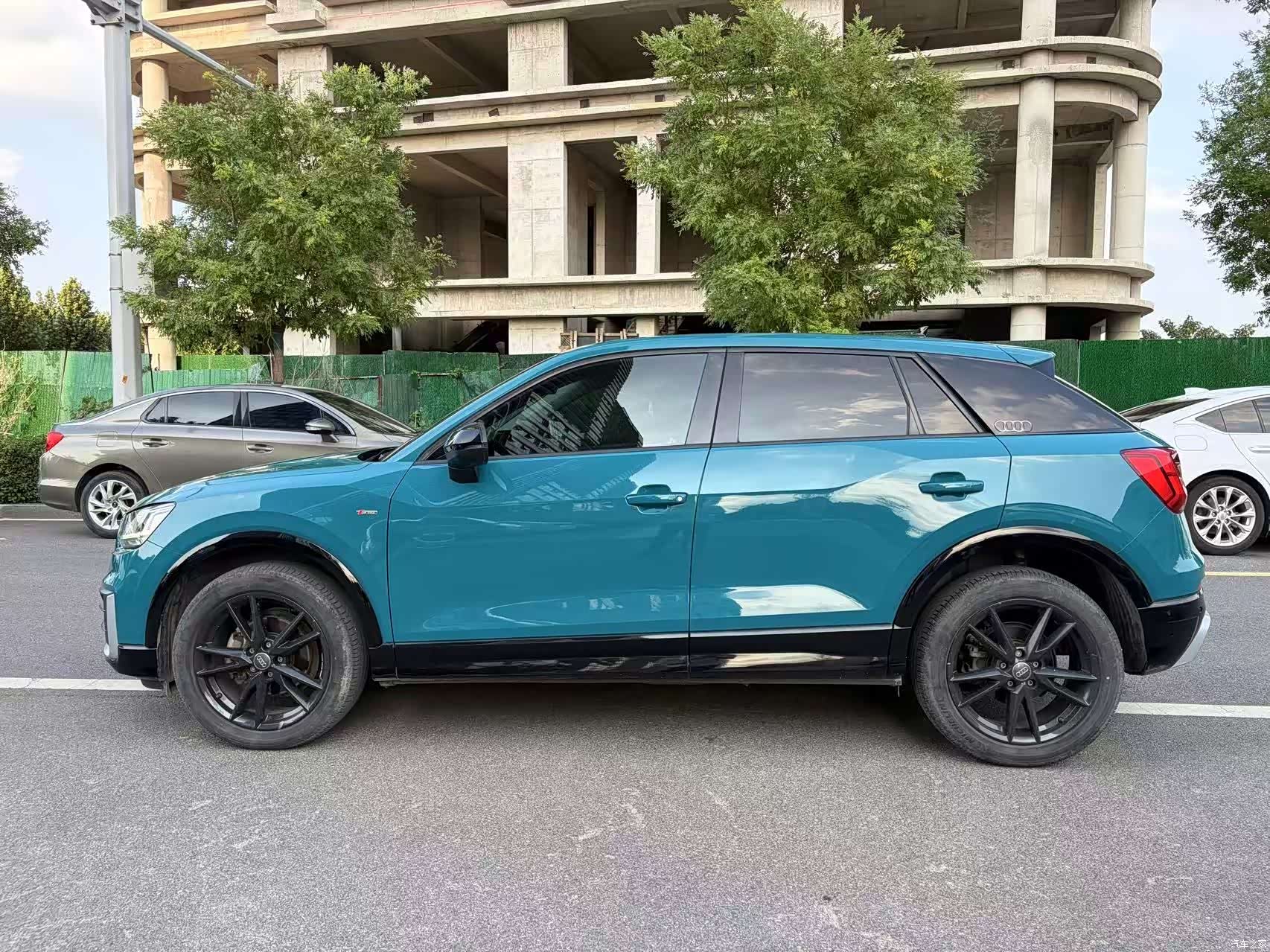Audi Q2L, 2020 7