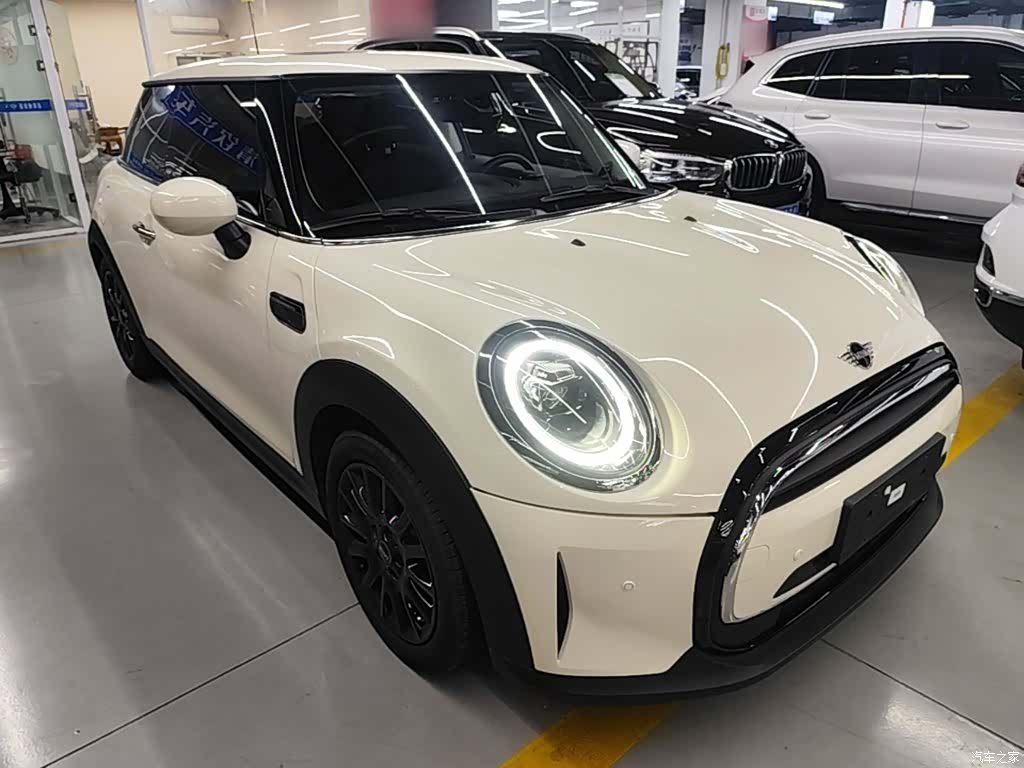 Mini ONE, 2022 4