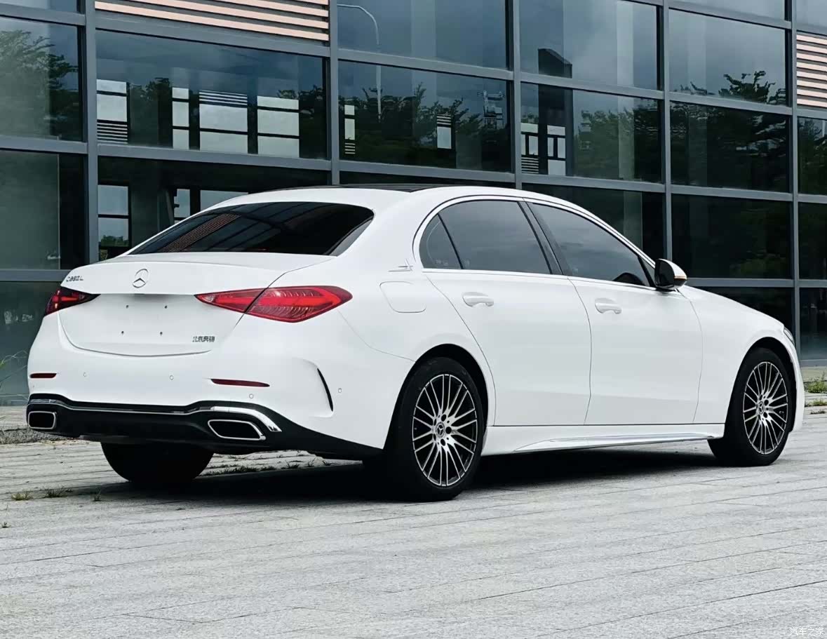 Mercedes-Benz C-Class, 2024 11
