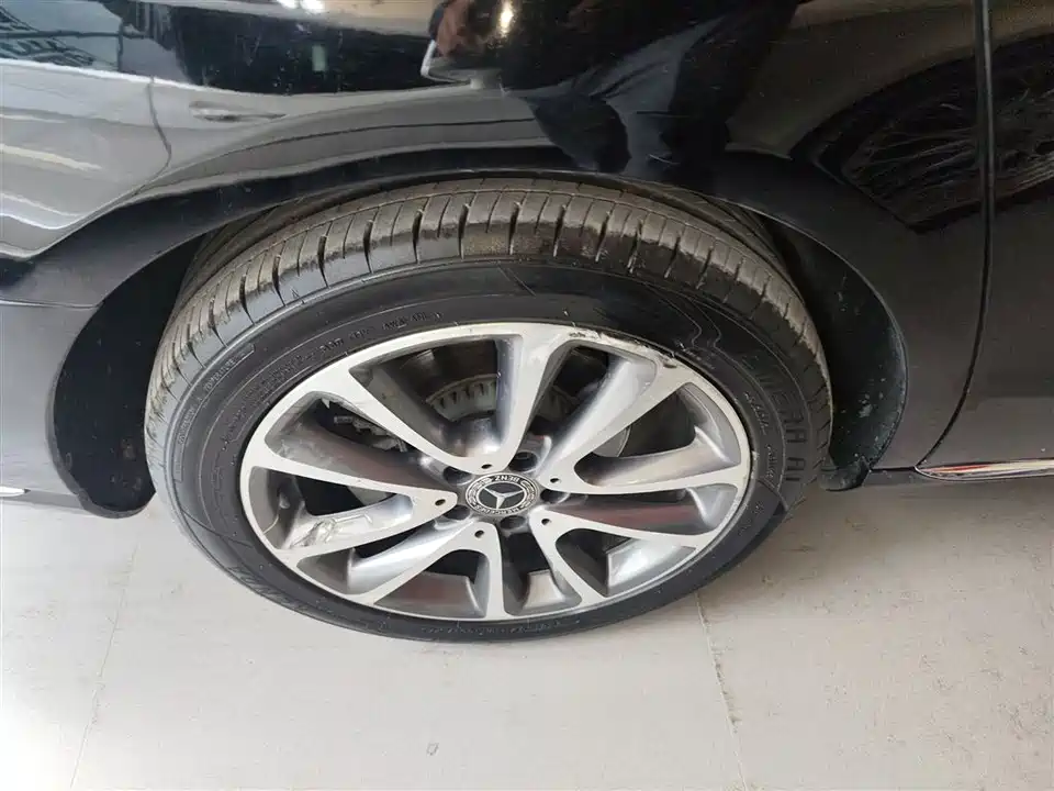 Mercedes-Benz E-class Mercedes-Benz E-class