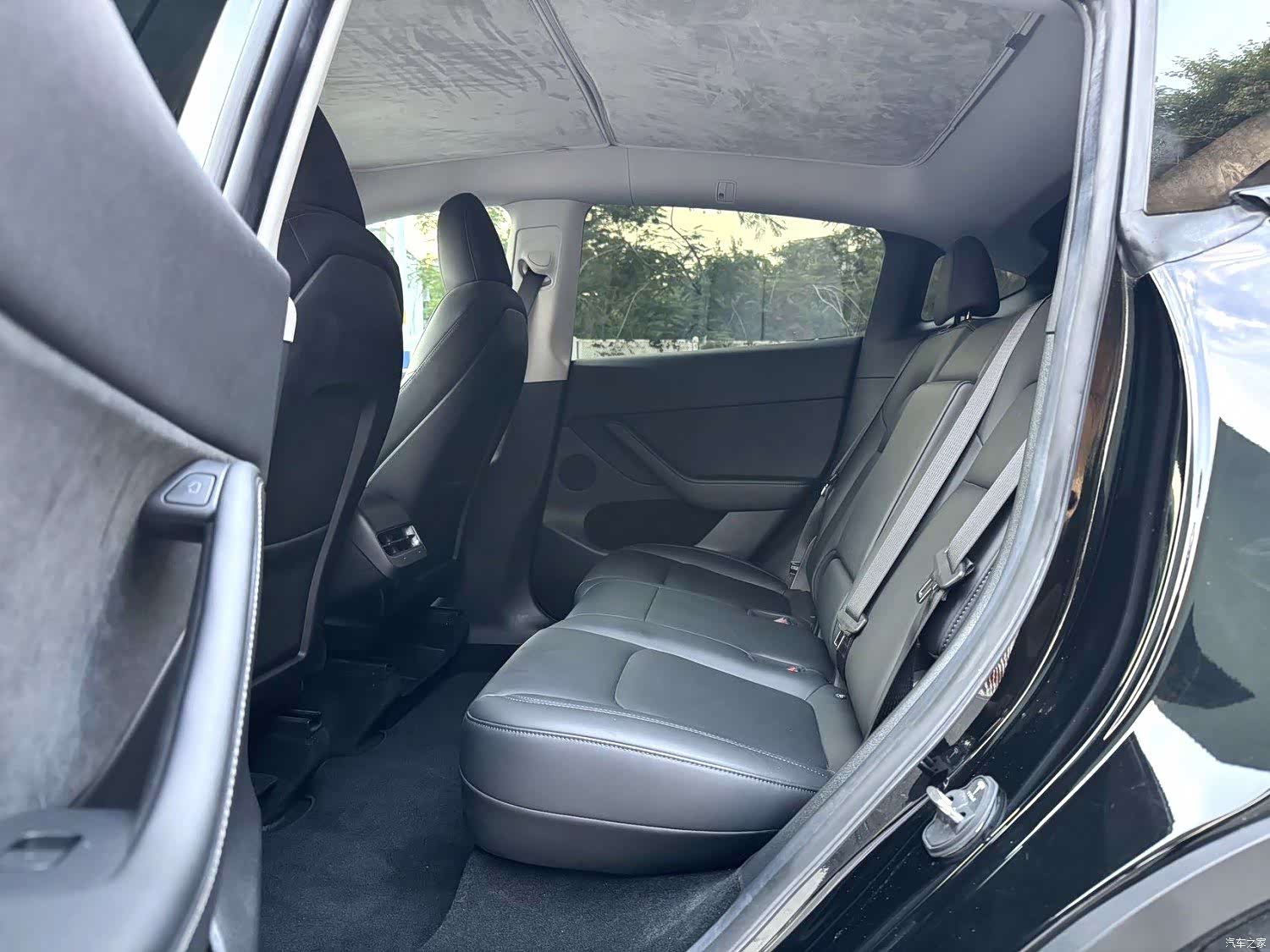 Tesla Model Y, 2023 6