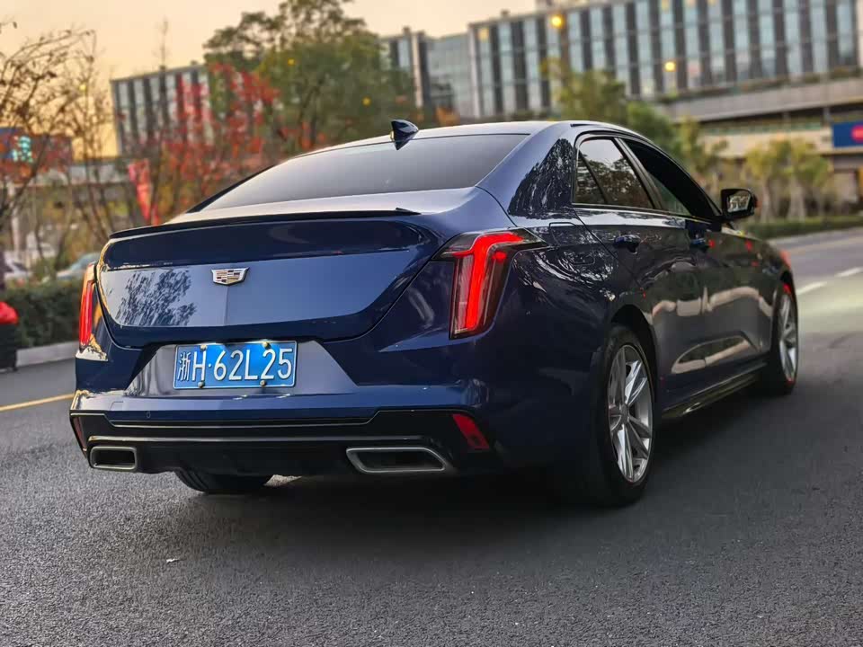 Cadillac CT4