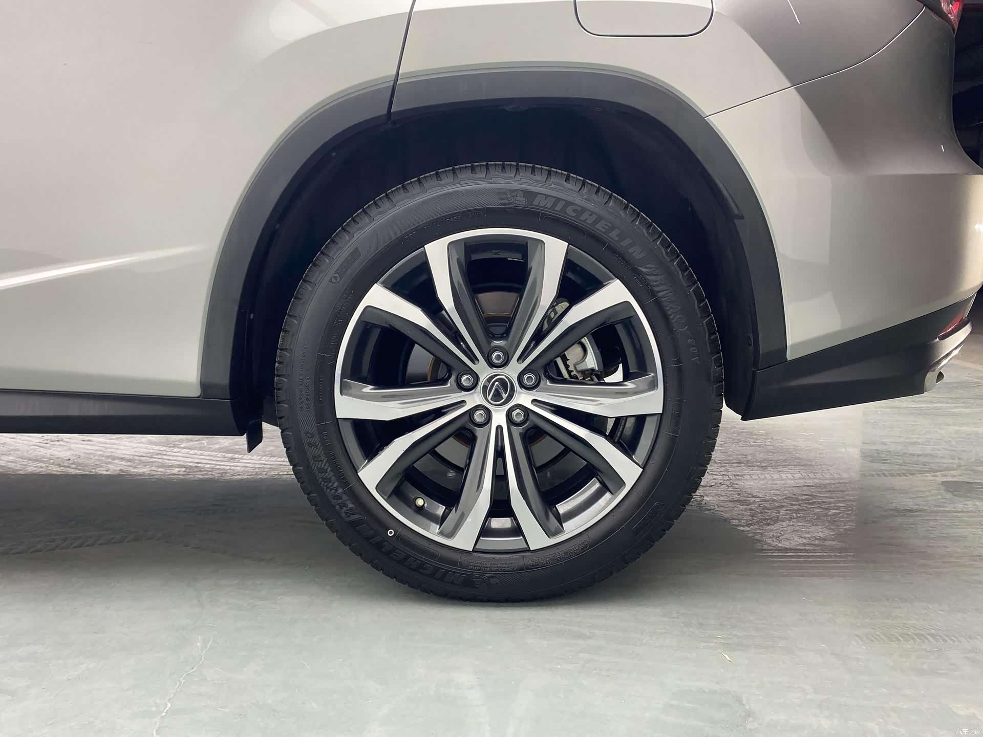 Lexus RX, 2020 11