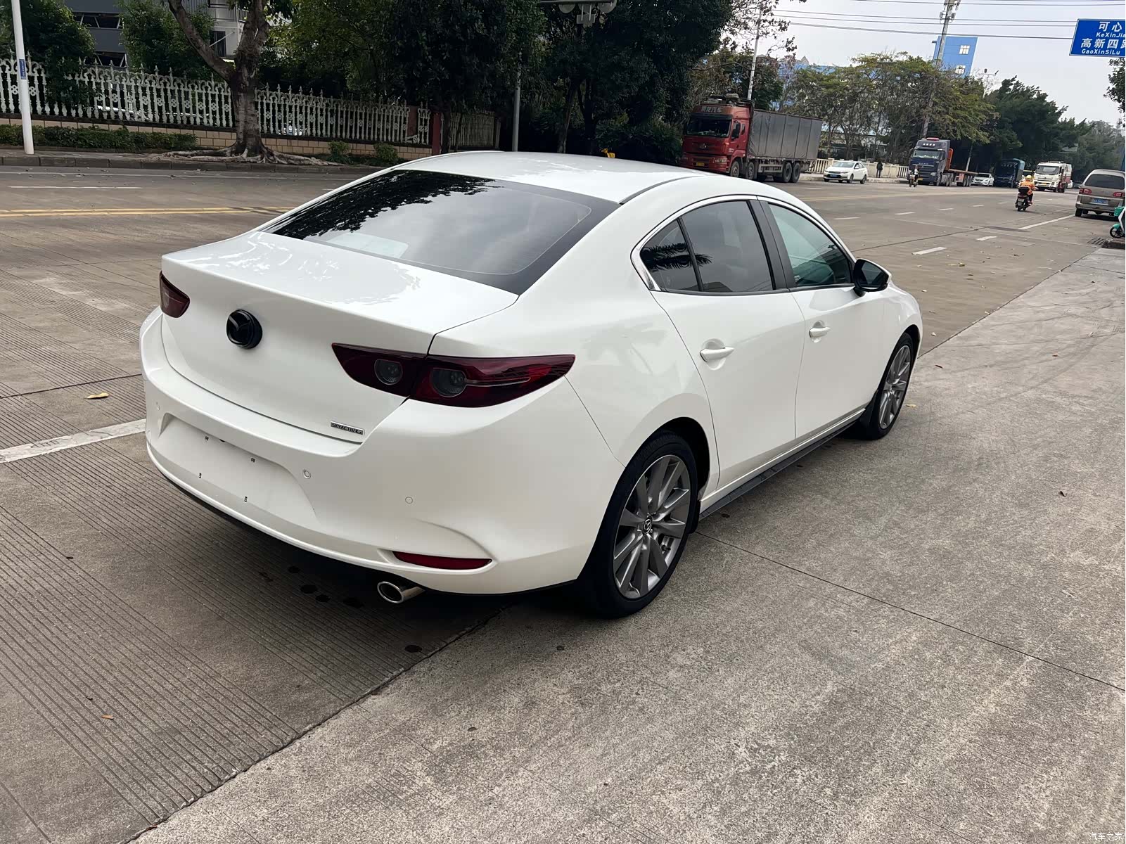 Mazda Mazda3, 2020 15