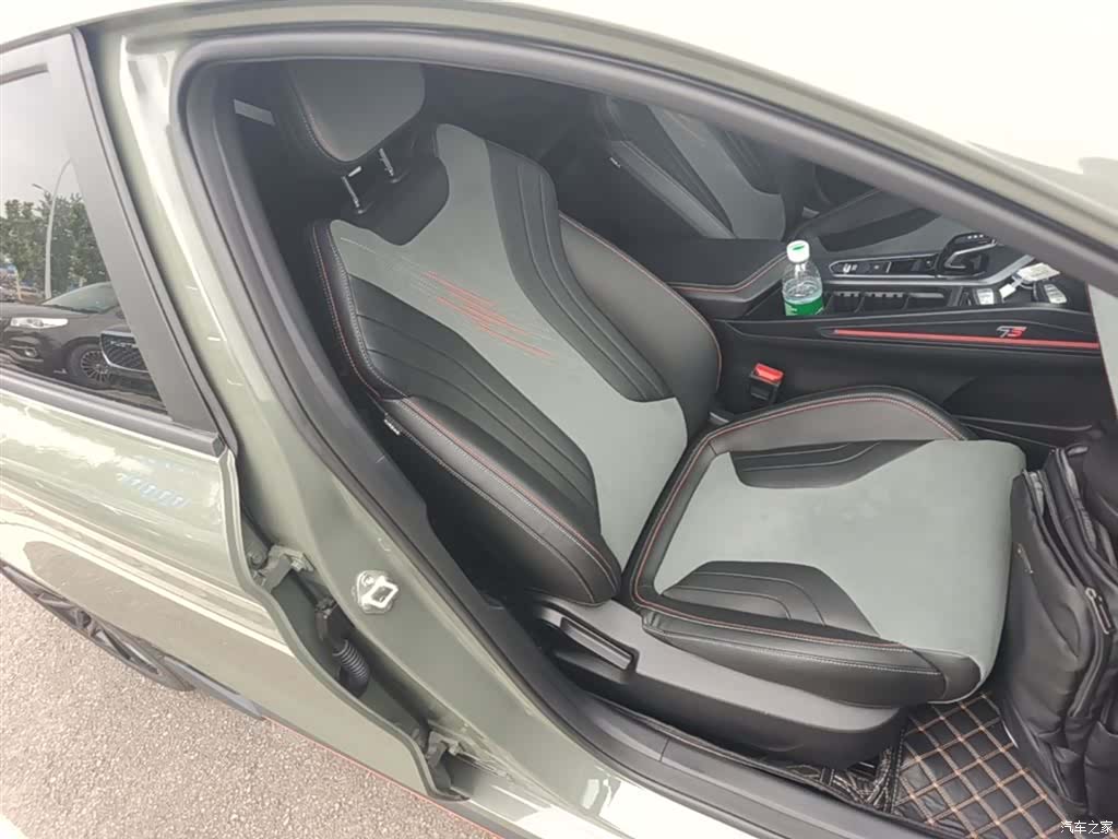 Geely Binray, 2022 25