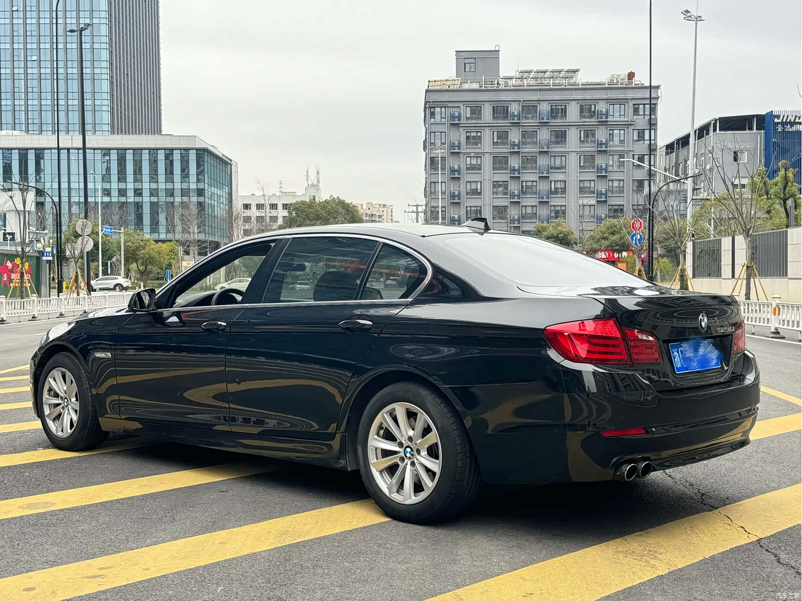 BMW 5 Series, 2011 все фото