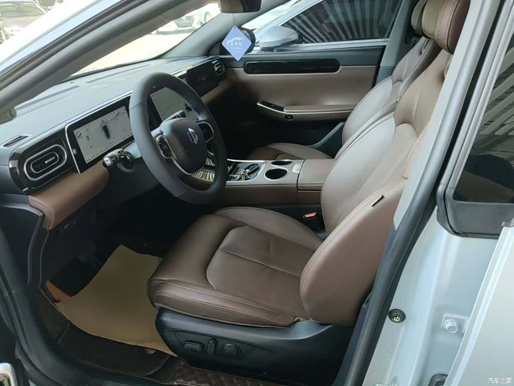 Leapmotor C01, 2024 15