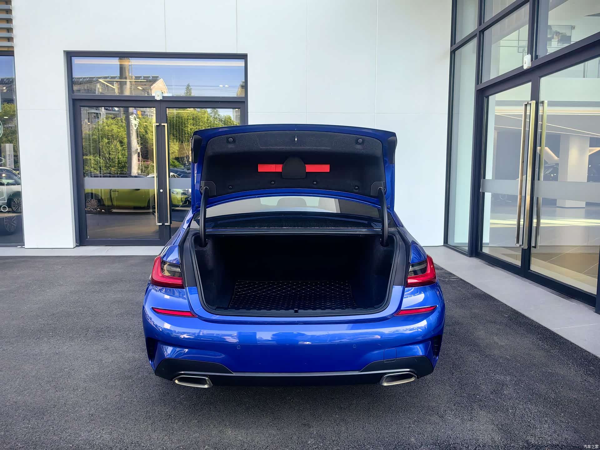 BMW 3 Series, 2021 12