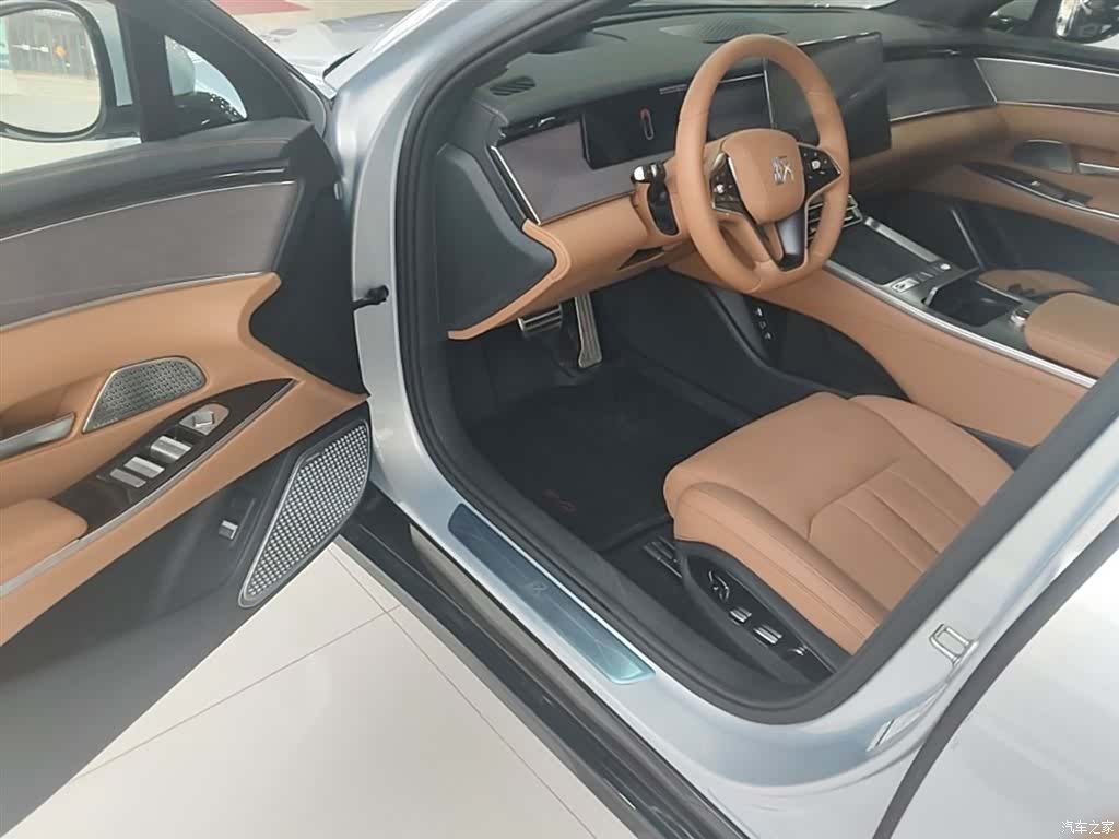 BYD Han, 2025 16
