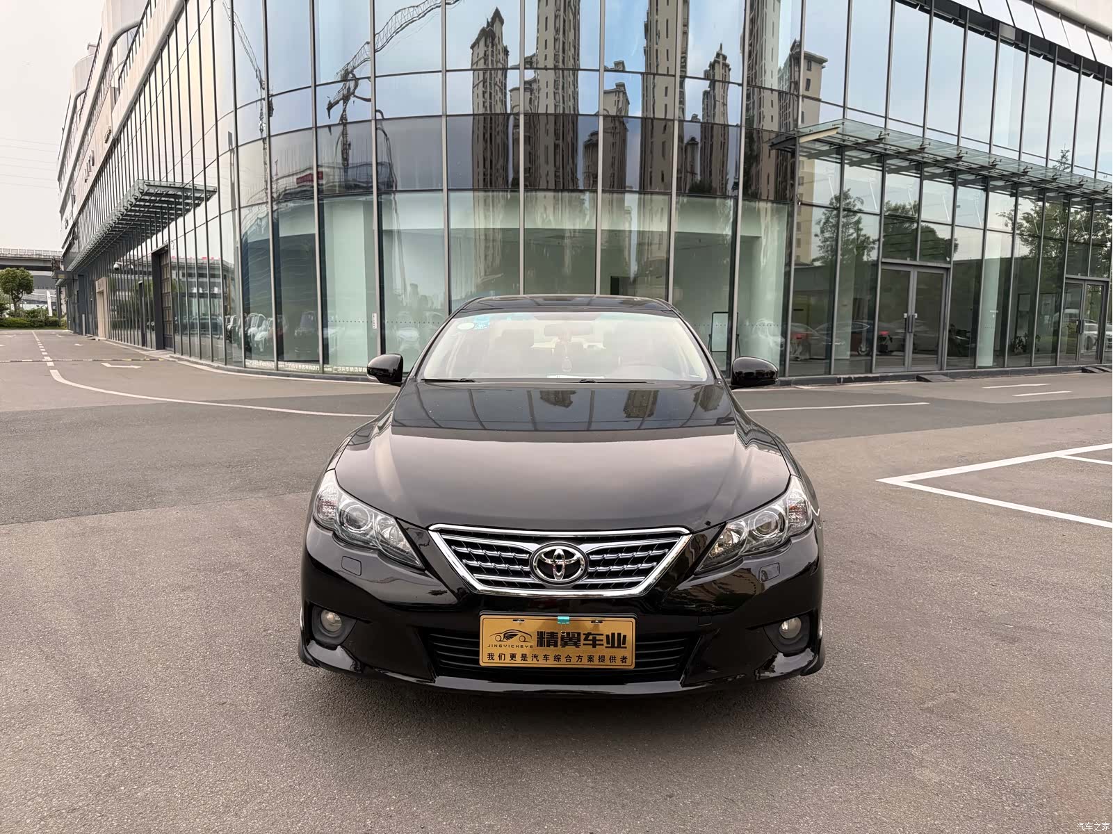Toyota 2.5V, 2013 2