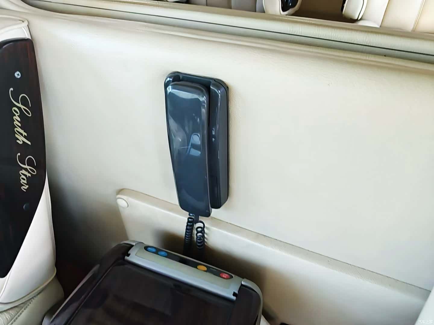 GMC SAVANA, 2011 13