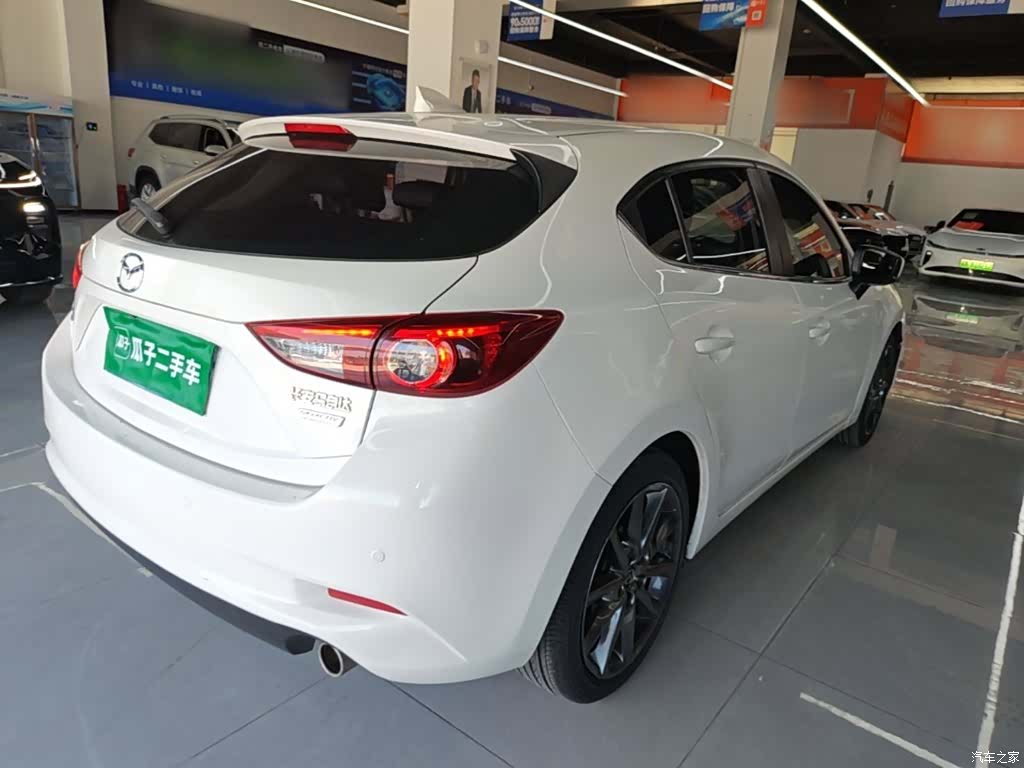 Mazda Mazda3, 2017 7