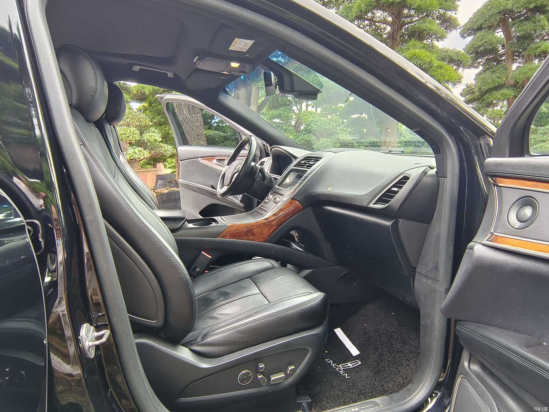 Lincoln MKX, 2018 10