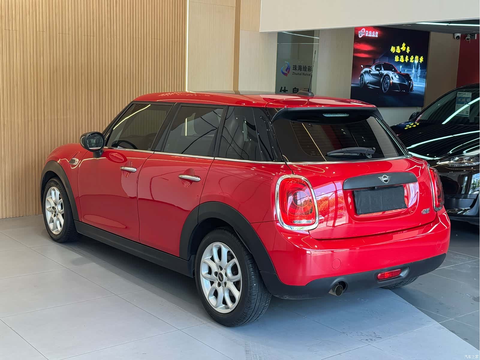 Mini ONE, 2021 19