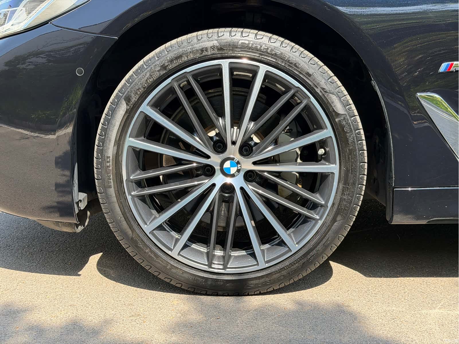 BMW 5 Series, 2022 24