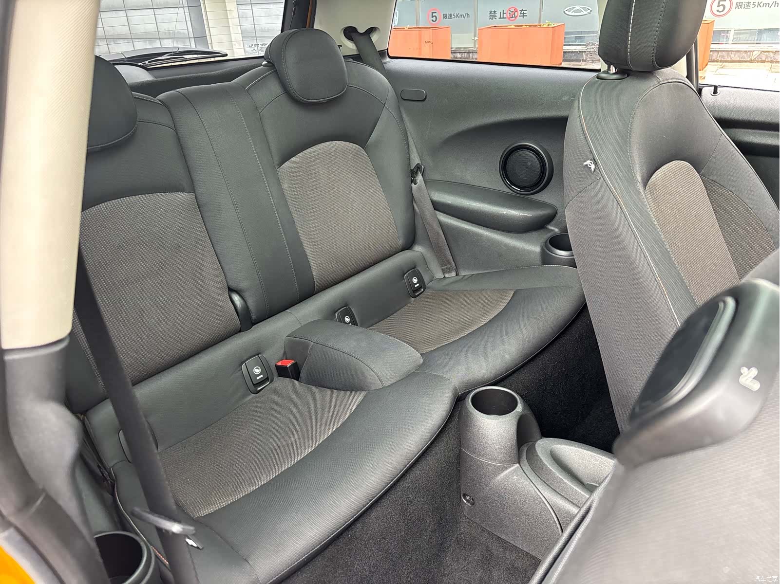 Mini Cooper, 2015 20