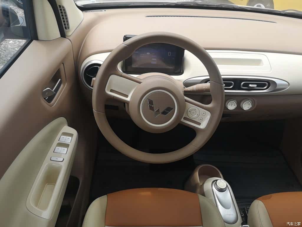 Wuling MINIEV, 2025 11