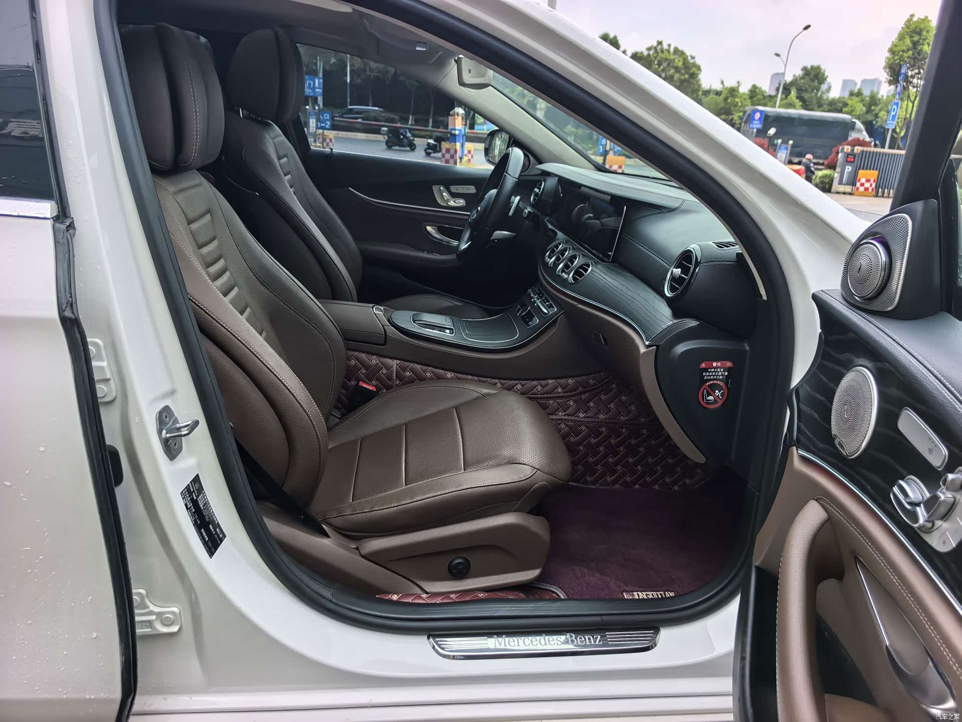 Mercedes-Benz E-Class, 2019 8