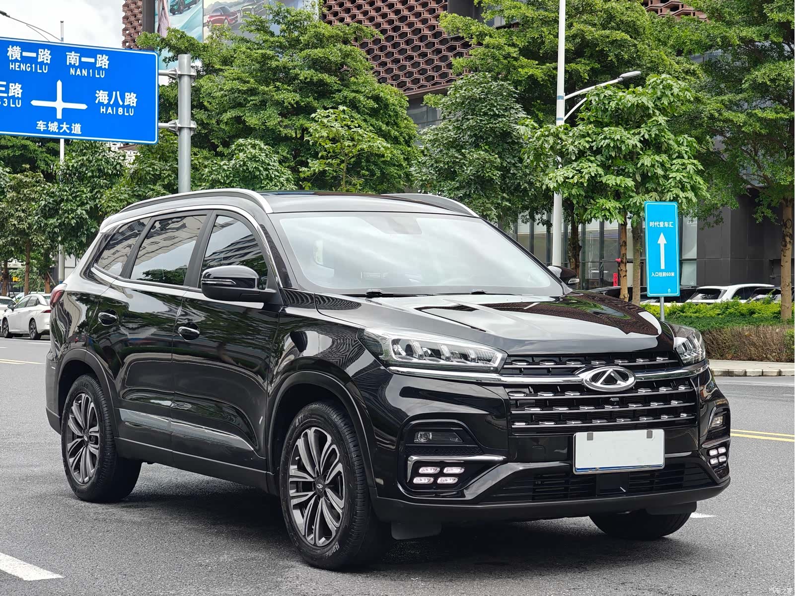 Chery Tiggo 8, 2022 3