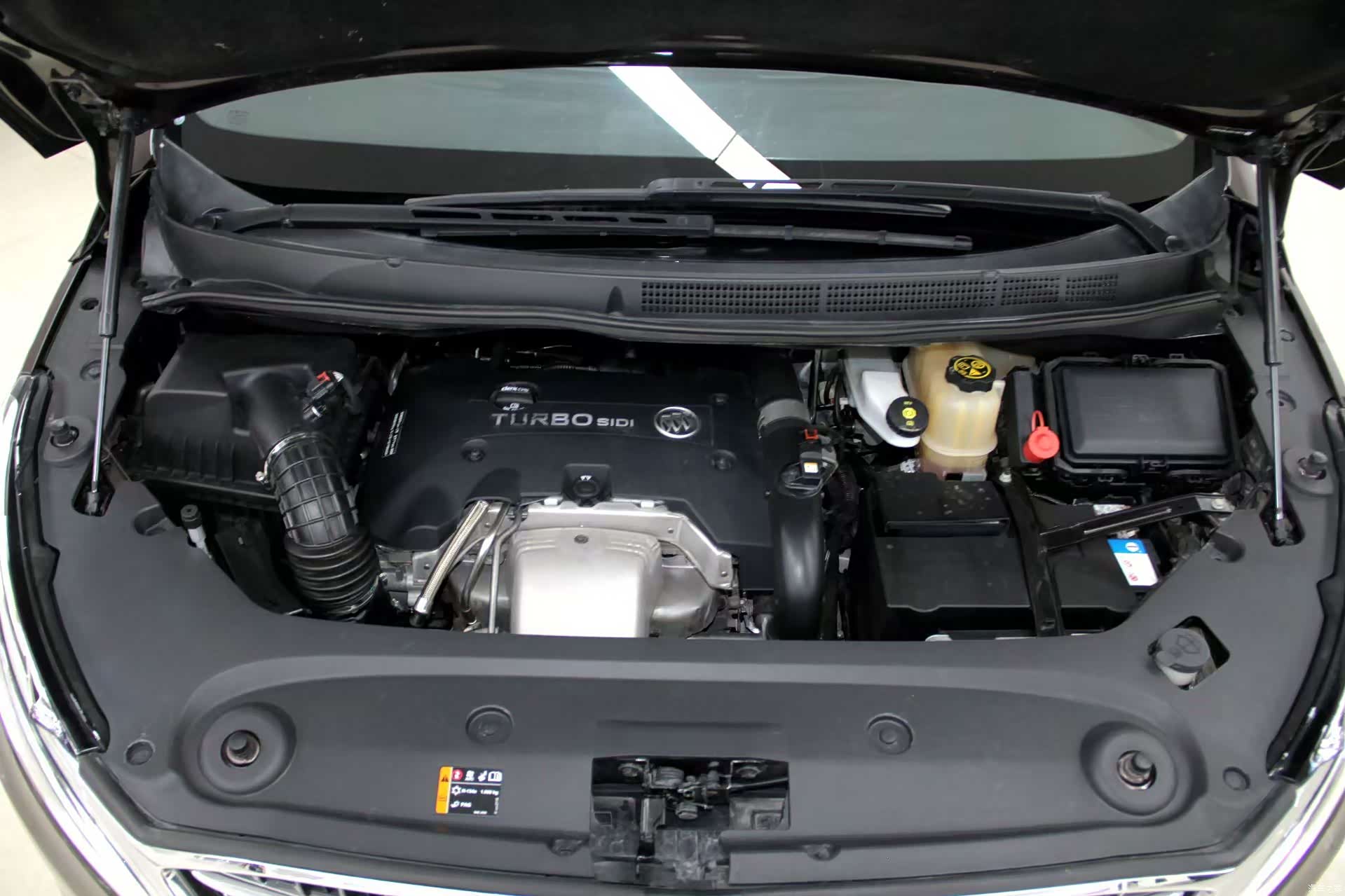 Buick GL8, 2018 18
