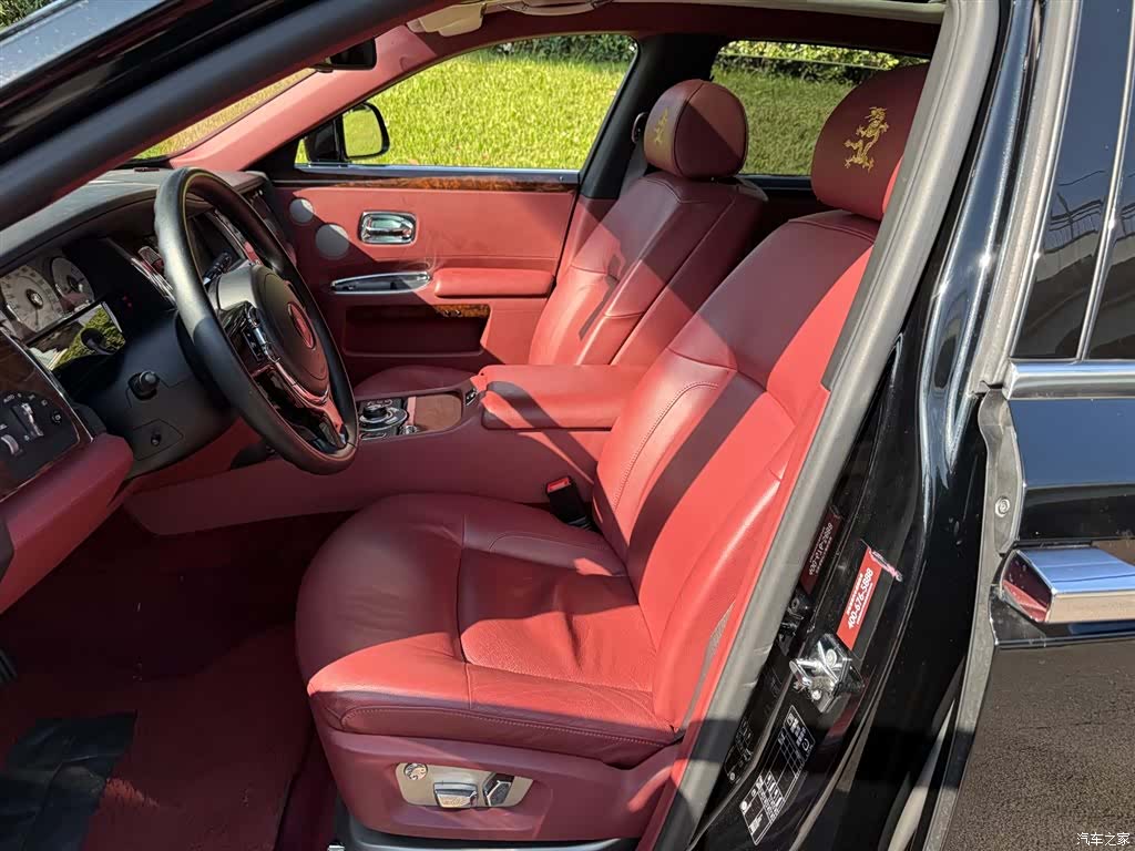 Rolls-Royce Ghost, 2012 8