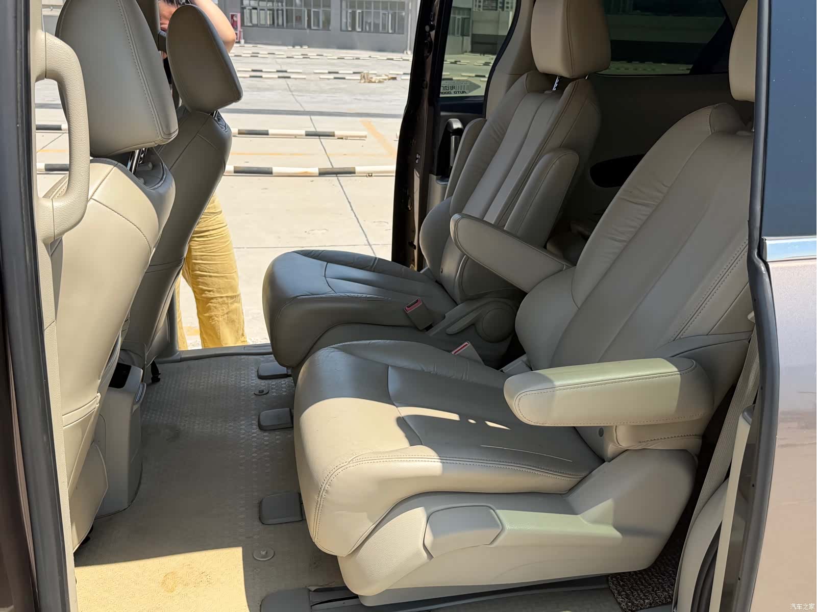 Buick GL8, 2015 15