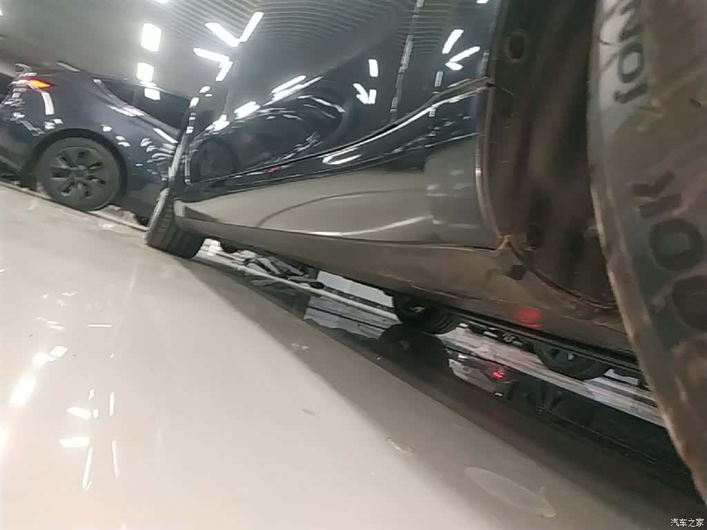 Tesla Model 3, 2024 21
