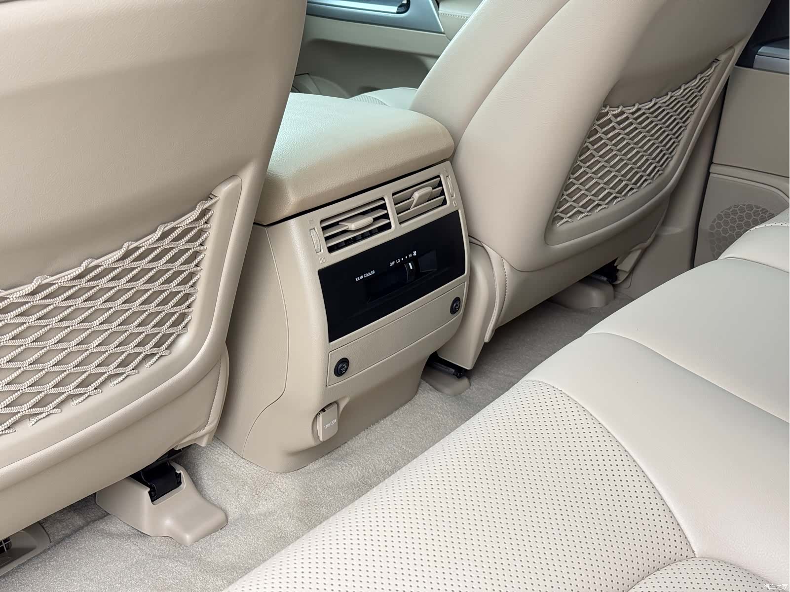 Toyota Land Cruiser, 2018 17