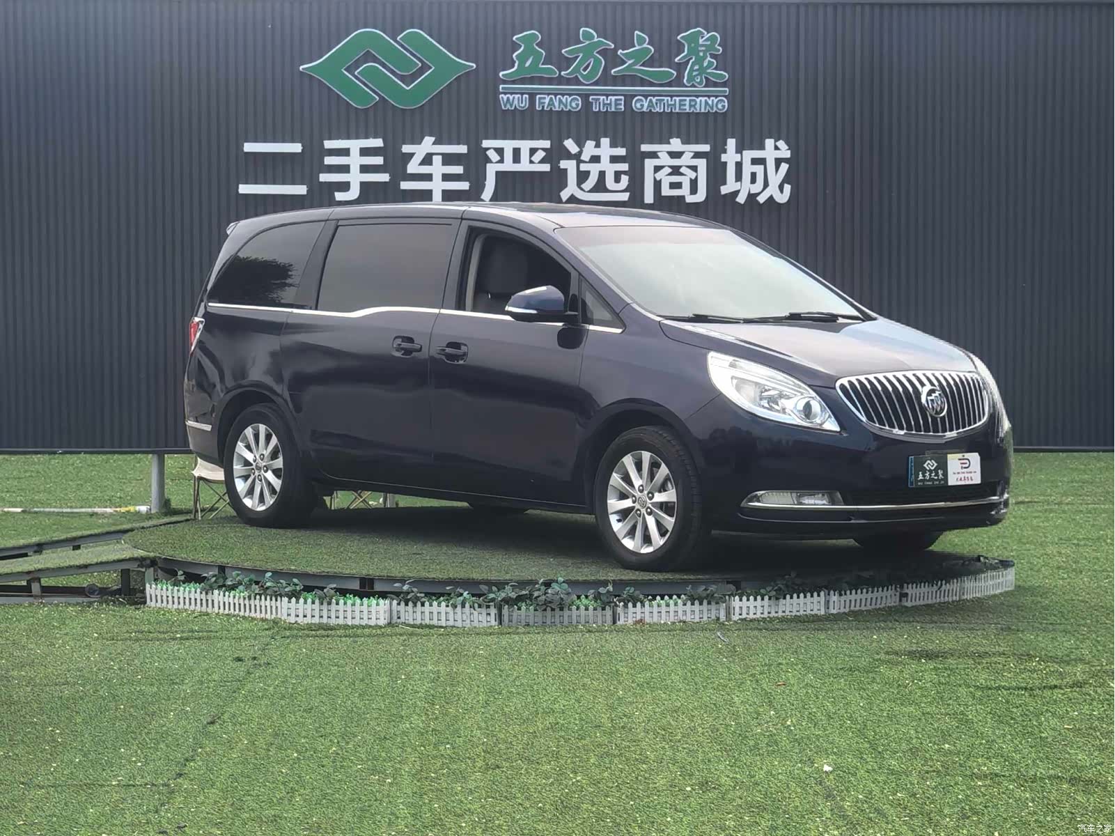 Buick GL8, 2011 все фото