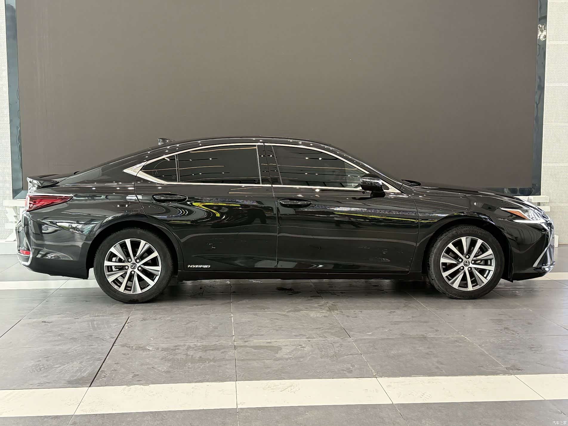 Lexus ES, 2021 6